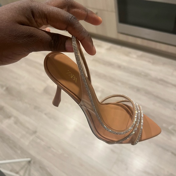 ZARA Heels - Picture 2 of 3